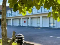 Botany Palms Motel Hotels in Beachlands