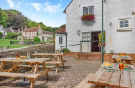 Tiger Inn - Catherine