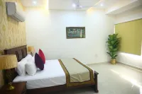 Gulberg Suites - 3-Star