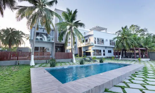 Serenity Residences & Spa - Kokrobite Beach