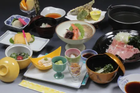 Hotel Harumoto Отели рядом с достопримечательностью «Nikko Futarasan jinja Haiden»