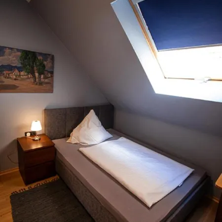 Rosengarten Отели в г. Кель