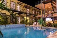 Oasis Tropical Hotel