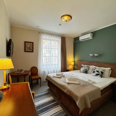 Apple Economy Hotel