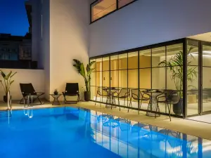 カナレ ホテル & スイーツ