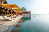บีช คลับ หาดเทียน - โรแมนติก