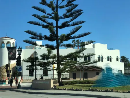 阿拉瑪海洋飯店