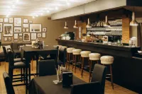 The Resting Place - bar