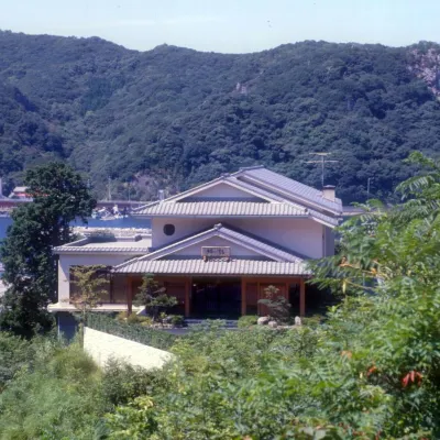 Ryouri No Yado Ginrin Hotels near Shirahama Beach