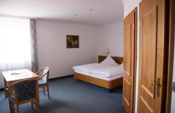 步瑞格斯福愛得樂旅館