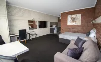 Albury Townhouse Motel Hotels in Albury