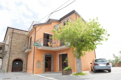 Casa Vacanze - Affittacamere Il Tempone Hôtels à : Cicerale