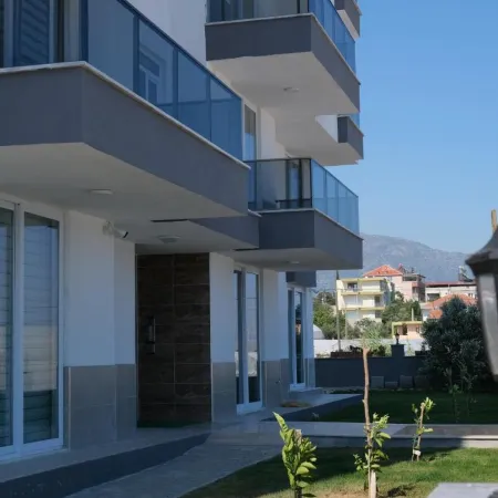 Yildiz Apart