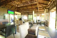 Niramaya Villa & Wellness - breakfast