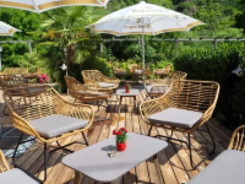 Altes Pfarrhaus Hotels in Ernst