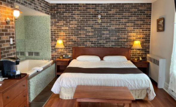 La Paysanne Motel & Hotel