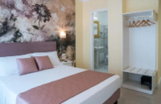 Atika & Atif - Guest House Train Station Venice Hotel a 