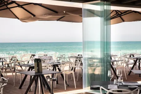 Luna Minoica Suites and Apartments