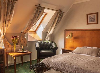 Hotel Octarna - Free on-Site Parking