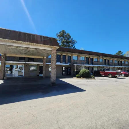 Budget Host Inn