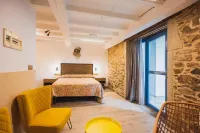 Casa de Amancio Hotels in O Pino