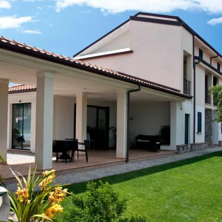 Oliveto A Mare - Suite & Apartment