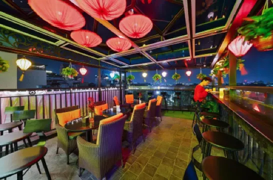 Bella Rosa Hotel & Travel