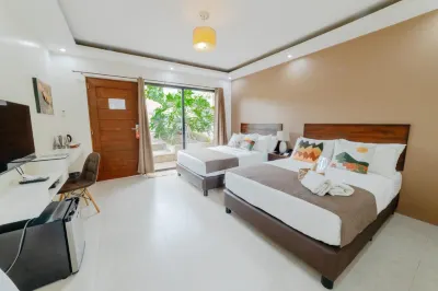 Spacio Caliraya Bed & Breakfast Hotels near Camp Aurora