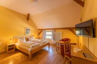 Biohotel Stiftsgut Wilhelmsglücksbrunn Hotels in Datterode