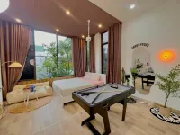 Corgi House Beachstay Danang