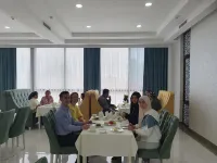 Saroy Gardens Hotel - فطور
