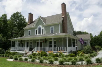 Seven Oaks Inn Bed and Breakfast Hotels in High Point