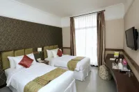 Amarelo Hotel Solo Các khách sạn ở Serengan