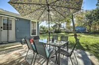1 Mi to Dtwn Family-Friendly Brenham Bungalow! Hotels near H-E-B