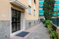Joivy Bright 3-Bedroom Apartment in Santa Margherita