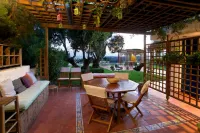 Felix Residence