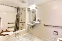 Motel 6 Salinas, CA - North Monterey Area