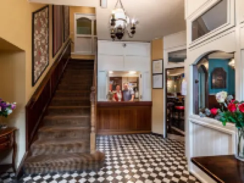 Foley's Guesthouse & Self Catering Holiday Homes Hotels in Kenmare