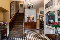 Foley's Guesthouse & Self Catering Holiday Homes Hotels in Kenmare