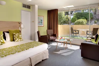 Royal Cottage Hotels near Casino Barrière de Cassis