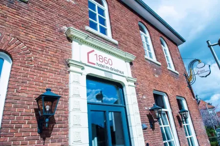 1860 Hotel im Dinkelhaus Отели в г. Витмаршен