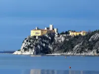 Hotel Aurora Duino Hotels in Duino