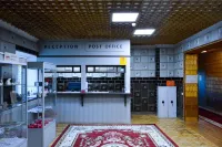 Hotel Pyramiden - bar