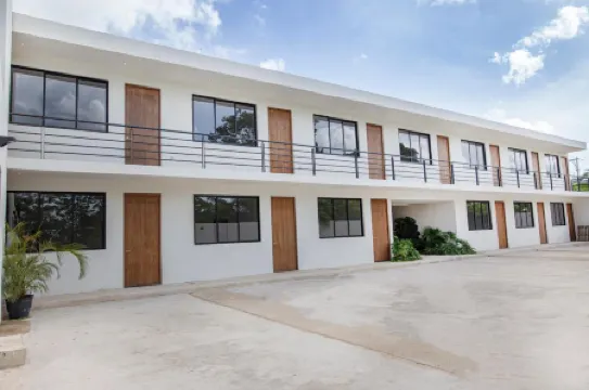 Deluxe Apartments Azure