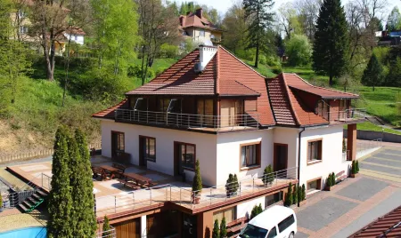 Hotel Łaziska Отели в г. Грудек-над-Дунайцем
