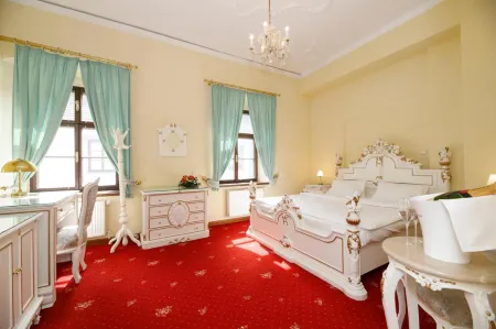 ロジュンベルスキー ドヴル