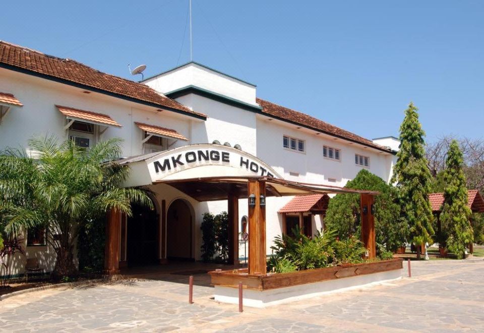 Mkonge Hotel - Housity