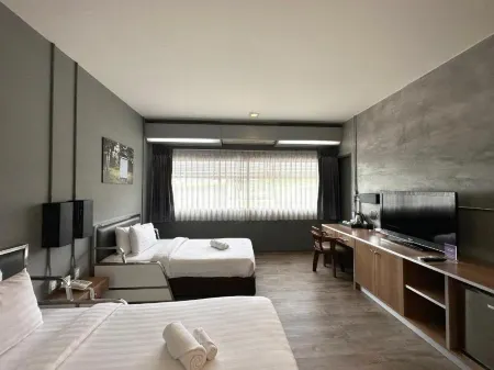 The Terminal Khon Kaen Hotel Отели рядом с достопримечательностью «Wat Nong Wang»