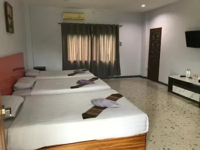 @ RocKo Hotel Отели рядом с достопримечательностью «Wat Khung Yang»
