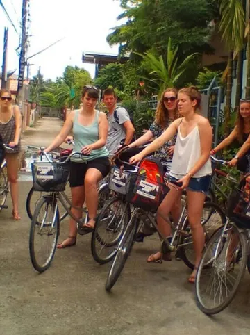 รูปภาพของกูดมอนิ่ง บาย แทมมารีน